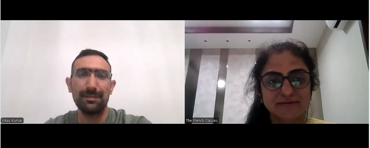Bhaveshi and a learner practising French together in an online class